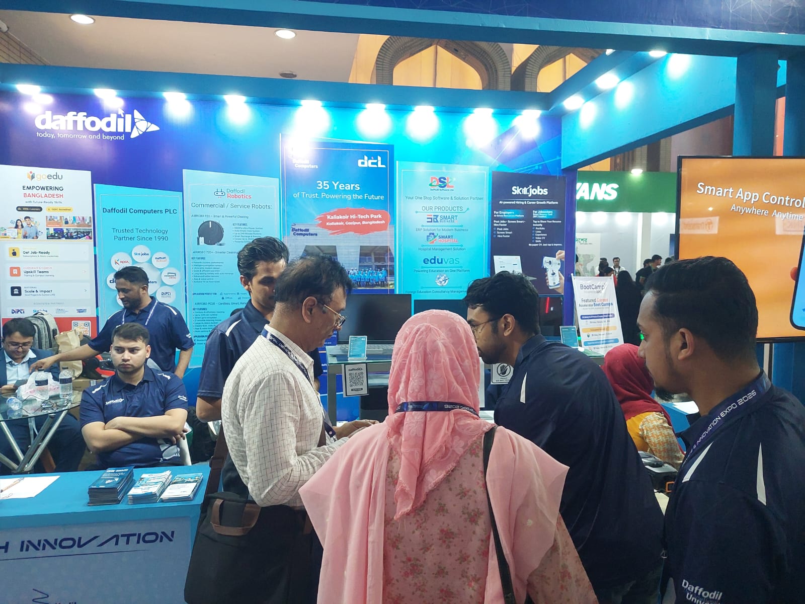  ডিজিটাল ডিভাইস ও ইনোভেশন এক্সপোতে ল্যাপটপে মিলছে ছাড়